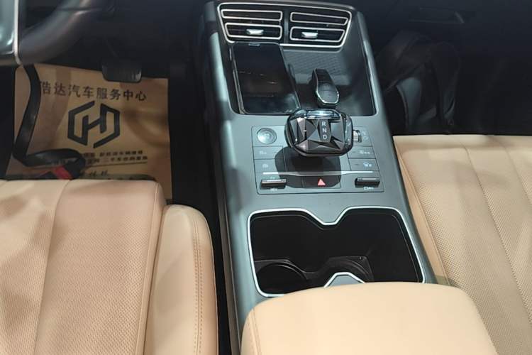 Used BYD Song Pro New Energy 2025 Second-Generation DM-i 75KM Overachiever Trim Gear Lever