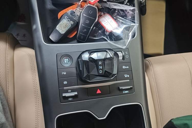 Used BYD Song Pro New Energy 2025 2nd Generation Intelligent Driving Version DM-i 75KM Leading Edition Gear Lever