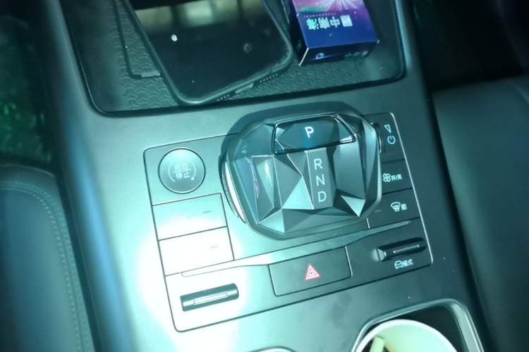 Used BYD Song Pro New Energy 2025 Second-Generation Intelligent Driving Version DM-i 115KM Superior Trim Gear Lever