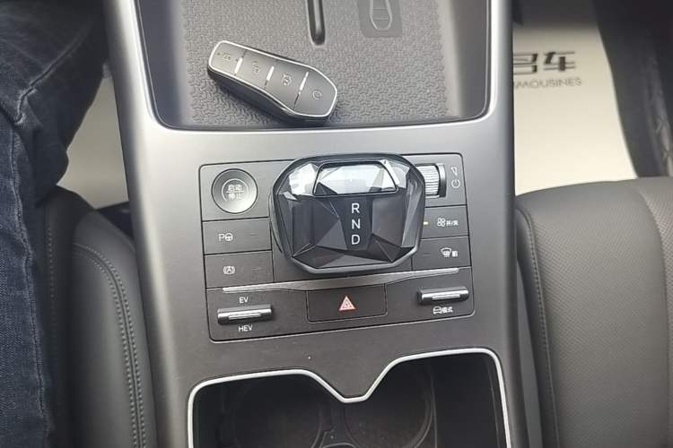 Used BYD Song Pro New Energy 2025 2nd Generation Intelligent Driving Version DM-i 75KM Leading Edition Gear Lever