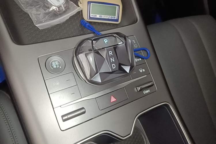 Used BYD Song Pro New Energy 2025 2nd Generation Intelligent Driving Version DM-i 75KM Leading Edition Gear Lever