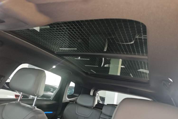 Used BYD Song Pro New Energy 2025 Second-Generation Intelligent Driving Version DM-i 115KM Superior Trim Headliner
