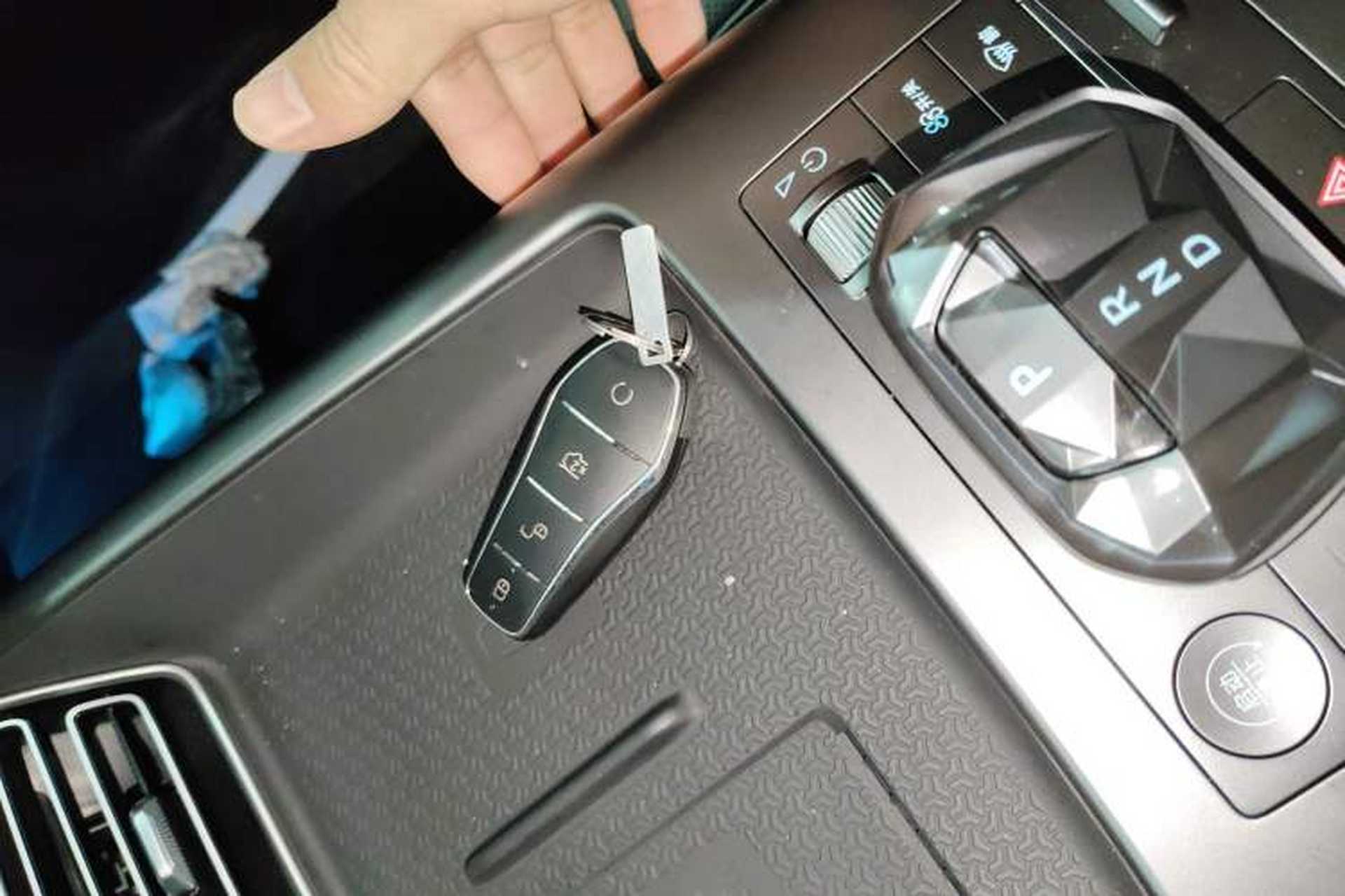 Used BYD Song Pro New Energy 2025 Second-Generation Intelligent Driving Version DM-i 115KM Superior Trim Interior 1