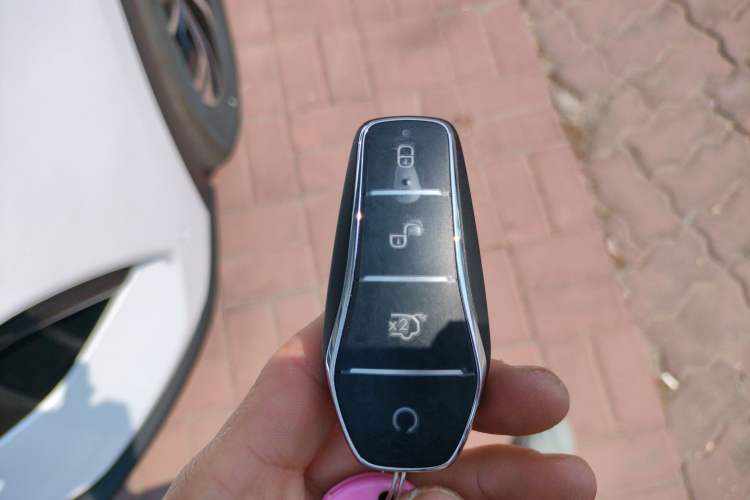 Used BYD Song Pro New Energy 2025 2nd Generation Intelligent Driving Version DM-i 75KM Leading Edition Interior 1