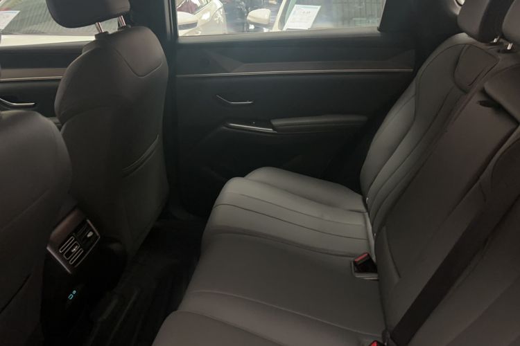 Used BYD Song Pro New Energy 2025 2nd Generation Intelligent Driving Version DM-i 75KM Leading Edition Interior 11