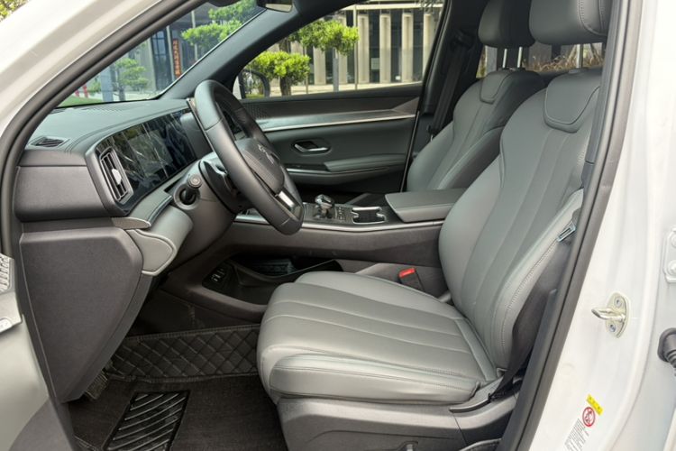 Used BYD Song Pro New Energy 2025 2nd Generation Intelligent Driving Version DM-i 75KM Leading Edition Interior 2