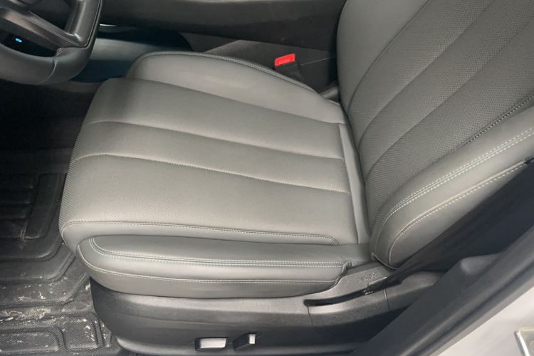 Used BYD Song Pro New Energy 2025 2nd Generation Intelligent Driving Version DM-i 75KM Leading Edition Interior 3