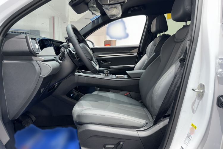 Used BYD Song Pro New Energy 2025 2nd Generation Intelligent Driving Version DM-i 75KM Leading Edition Interior 3
