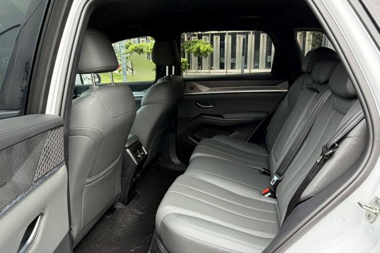 Used BYD Song Pro New Energy 2025 2nd Generation Intelligent Driving Version DM-i 75KM Leading Edition Interior 4