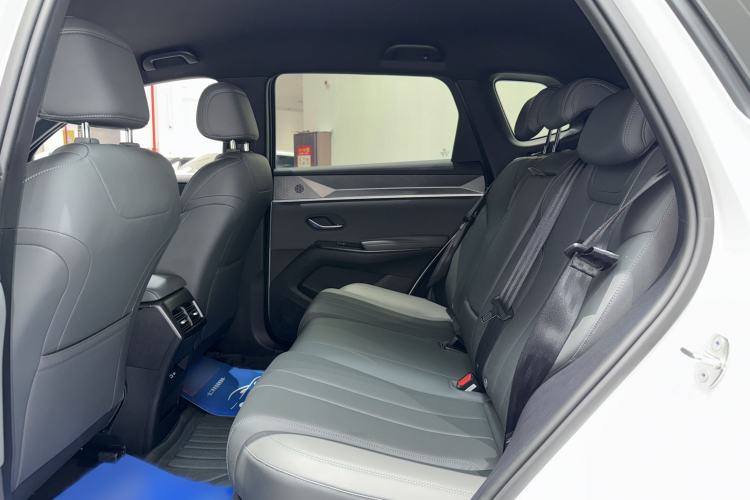 Used BYD Song Pro New Energy 2025 2nd Generation Intelligent Driving Version DM-i 75KM Leading Edition Interior 4