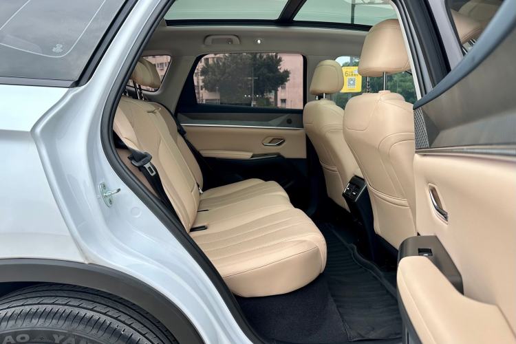 Used BYD Song Pro New Energy 2025 Second-Generation DM-i 115KM Excellence Version Interior 9