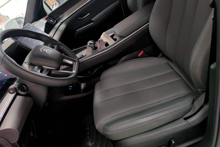 Used BYD Song Pro New Energy 2025 2nd Generation Intelligent Driving Version DM-i 75KM Leading Edition Left Front Seat