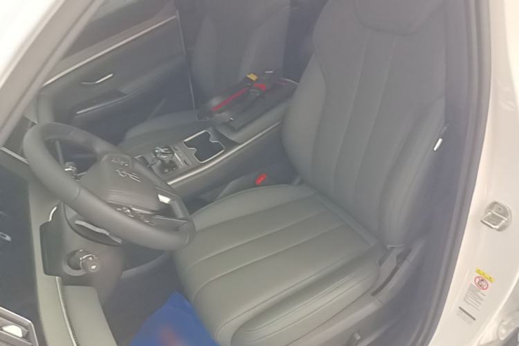 Used BYD Song Pro New Energy 2025 2nd Generation Intelligent Driving Version DM-i 75KM Leading Edition Left Front Seat