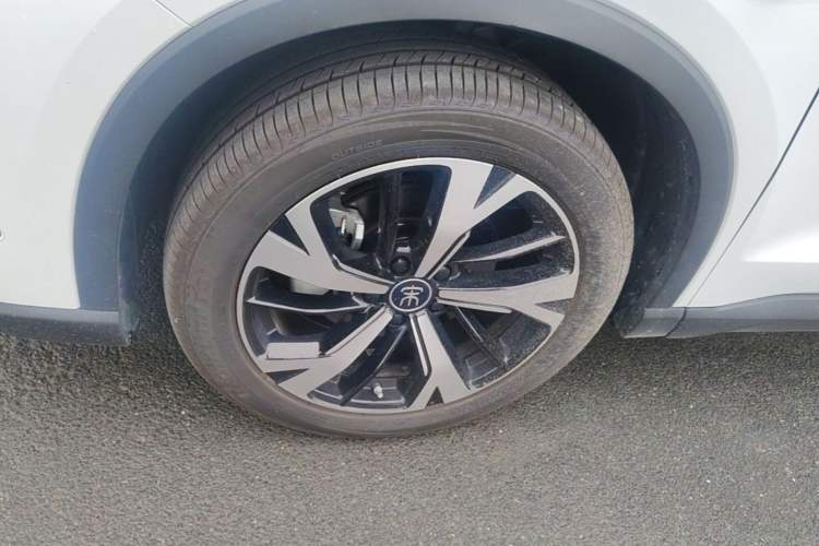 Used BYD Song Pro New Energy 2025 Second-Generation Intelligent Driving Version DM-i 115KM Excellence Edition Left Front Wheel Hub