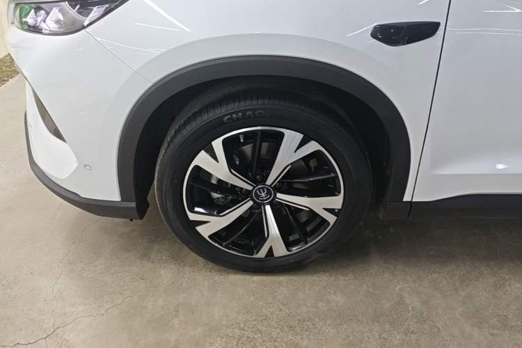 Used BYD Song Pro New Energy 2025 Second-Generation Intelligent Driving Version DM-i 115KM Excellence Edition Left Front Wheel Hub
