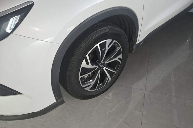 Used BYD Song Pro New Energy 2025 Second-Generation DM-i 115KM Overachiever Trim Left Front Wheel Hub