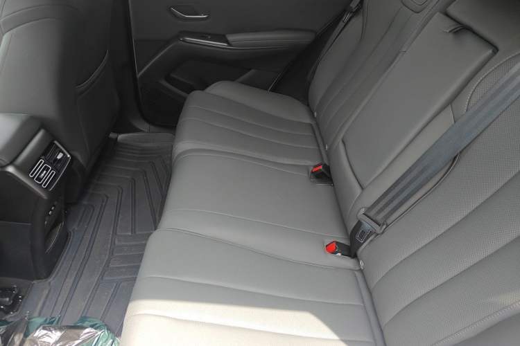 Used BYD Song Pro New Energy 2025 Second-Generation Intelligent Driving Version DM-i 115KM Superior Trim Left Rear Seat