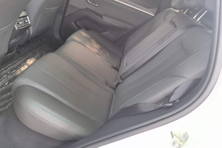 Used BYD Song Pro New Energy 2025 Second-Generation Intelligent Driving Version DM-i 115KM Superior Trim Left Rear Seat