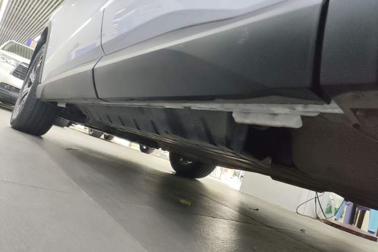 Used BYD Song Pro New Energy 2025 Second-Generation DM-i 75KM Leading Edition Left Side Sill