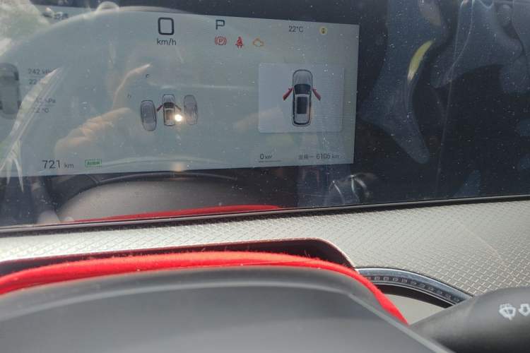 Used BYD Song Pro New Energy 2025 Second-Generation Intelligent Driving Version DM-i 115KM Superior Trim Odometer Close Up