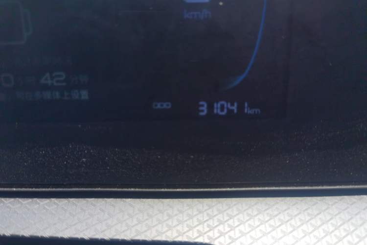 Used BYD Song Pro New Energy 2025 Second-Generation DM-i 75KM Leading Edition Odometer Close Up