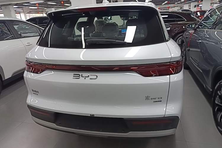 Used BYD Song Pro New Energy 2025 2nd Generation Intelligent Driving Version DM-i 75KM Overachiever Trim Rear