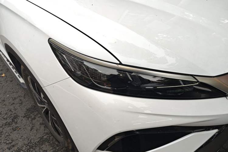 Used BYD Song Pro New Energy 2025 Second-Generation Intelligent Driving Version DM-i 115KM Superior Trim Right Front Headlight