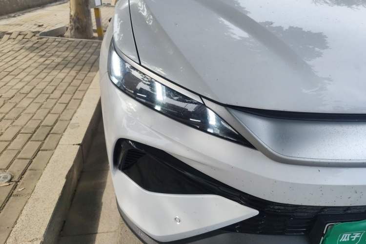 Used BYD Song Pro New Energy 2025 2nd Generation Intelligent Driving Version DM-i 75KM Leading Edition Right Front Headlight