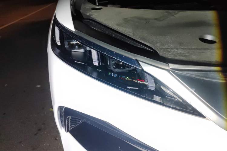 Used BYD Song Pro New Energy 2025 2nd Generation Intelligent Driving Version DM-i 75KM Leading Edition Right Front Headlight