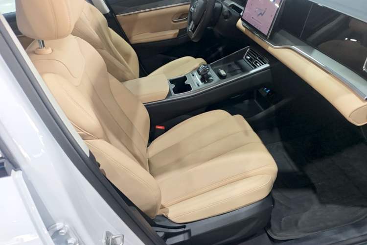 Used BYD Song Pro New Energy 2025 Second-Generation DM-i 75KM Overachiever Trim Right Front Seat