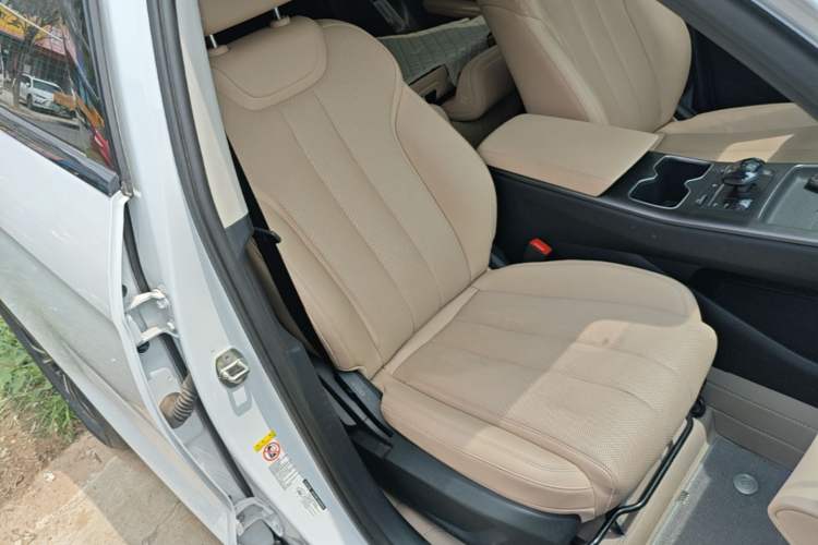Used BYD Song Pro New Energy 2025 Second-Generation DM-i 75KM Leading Edition Right Front Seat