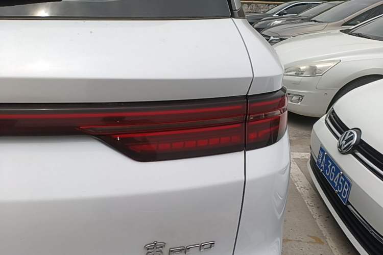 Used BYD Song Pro New Energy 2025 Second-Generation DM-i 115KM Excellence Version Right Rear Taillight
