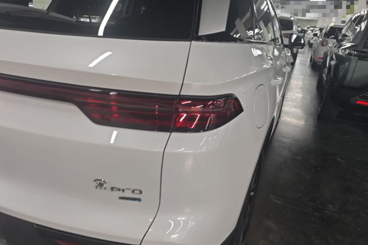 Used BYD Song Pro New Energy 2025 Second-Generation Intelligent Driving Version DM-i 115KM Superior Trim Right Rear Taillight
