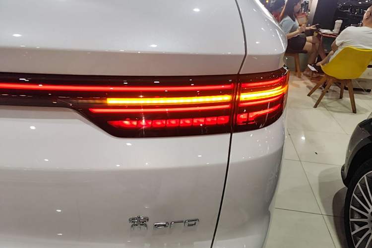 Used BYD Song Pro New Energy 2025 Second-Generation DM-i 75KM Overachiever Trim Right Rear Taillight