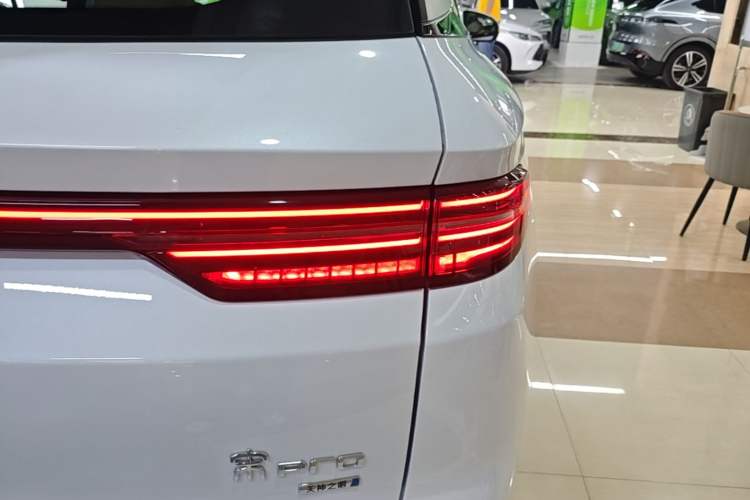 Used BYD Song Pro New Energy 2025 2nd Generation Intelligent Driving Version DM-i 75KM Leading Edition Right Rear Taillight