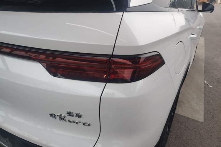 Used BYD Song Pro New Energy 2025 Second-Generation DM-i 75KM Leading Edition Right Rear Taillight
