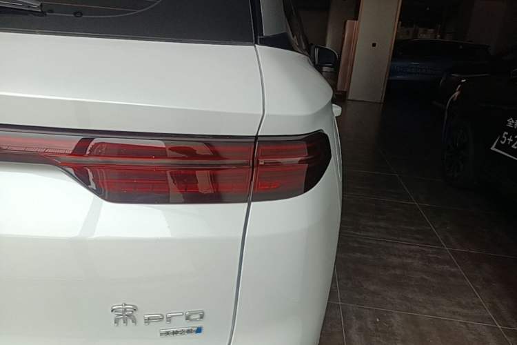 Used BYD Song Pro New Energy 2025 2nd Generation Intelligent Driving Version DM-i 75KM Leading Edition Right Rear Taillight