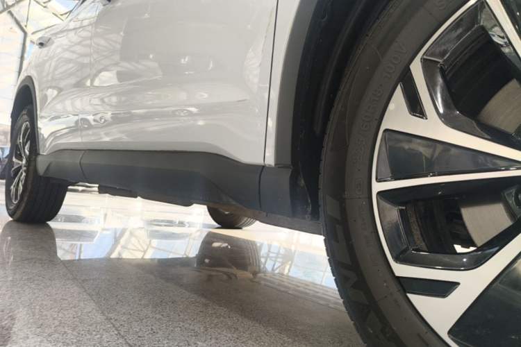 Used BYD Song Pro New Energy 2025 Second-Generation DM-i 75KM Leading Edition Right Side Sill