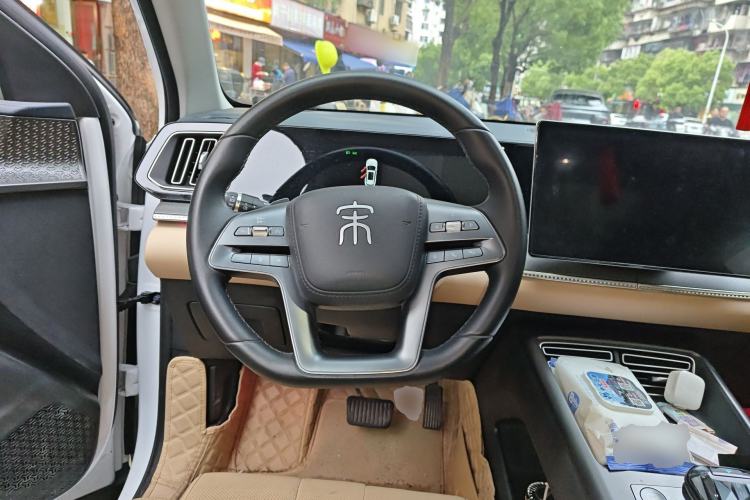 Used BYD Song Pro New Energy 2025 Second-Generation Intelligent Driving Version DM-i 115KM Superior Trim Steering Wheel