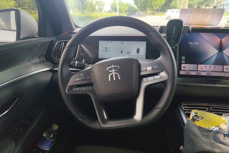 Used BYD Song Pro New Energy 2025 2nd Generation Intelligent Driving Version DM-i 75KM Leading Edition Steering Wheel