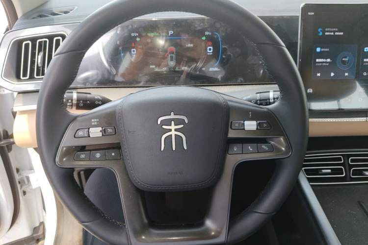 Used BYD Song Pro New Energy 2025 Second-Generation DM-i 75KM Leading Edition Steering Wheel