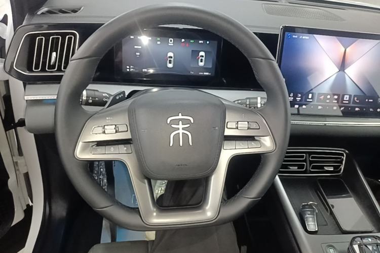 Used BYD Song Pro New Energy 2025 Second-Generation Intelligent Driving Version DM-i 115KM Superior Trim Steering Wheel