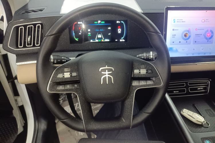 Used BYD Song Pro New Energy 2025 Second-Generation DM-i 75KM Overachiever Trim Steering Wheel