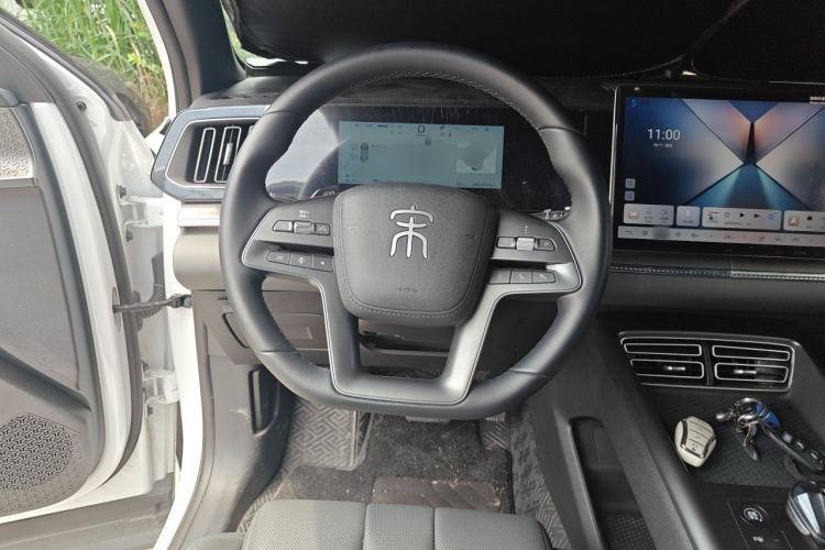 Used BYD Song Pro New Energy 2025 2nd Generation Intelligent Driving Version DM-i 75KM Leading Edition Steering Wheel