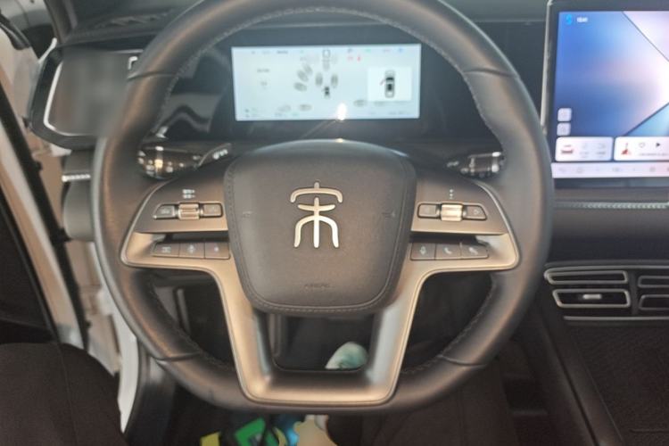Used BYD Song Pro New Energy 2025 Second-Generation Intelligent Driving Version DM-i 115KM Superior Trim Steering Wheel