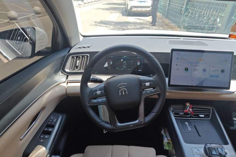 Used BYD Song Pro New Energy 2025 Second-Generation DM-i 75KM Leading Edition Steering Wheel