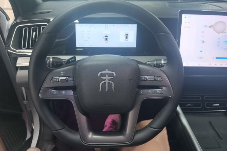Used BYD Song Pro New Energy 2025 Second-Generation Intelligent Driving Version DM-i 115KM Superior Trim Steering Wheel