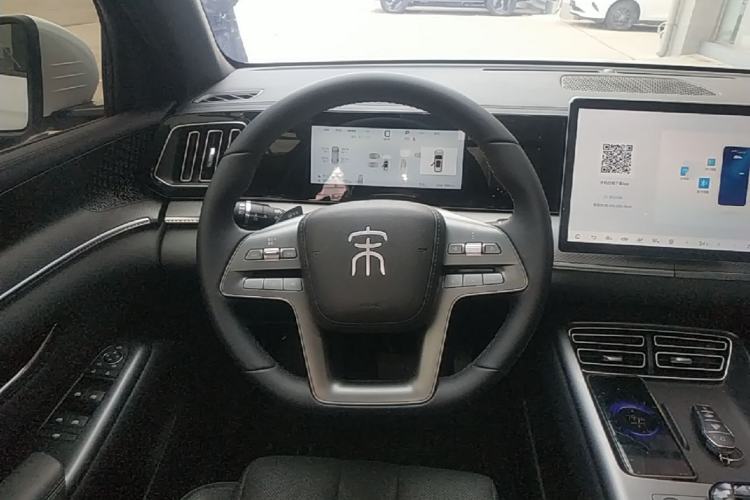 Used BYD Song Pro New Energy 2025 Second-Generation Intelligent Driving Version DM-i 115KM Superior Trim Steering Wheel