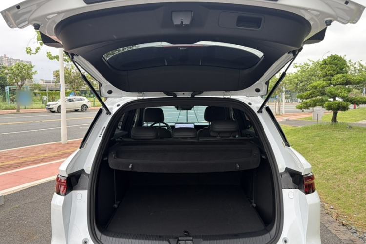 Used BYD Song Pro New Energy 2025 2nd Generation Intelligent Driving Version DM-i 75KM Leading Edition Trunk
