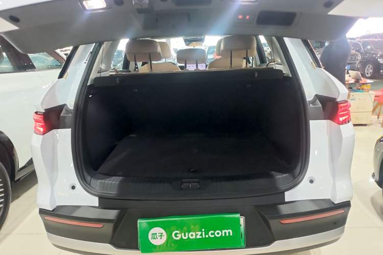 Used BYD Song Pro New Energy 2025 Second-Generation DM-i 75KM Overachiever Trim Trunk